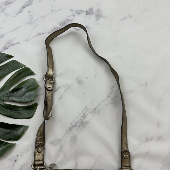 Fossil Leather Cross Body Purse Bag Silver Gold Metallic Square Medium - Picture 2 of 10